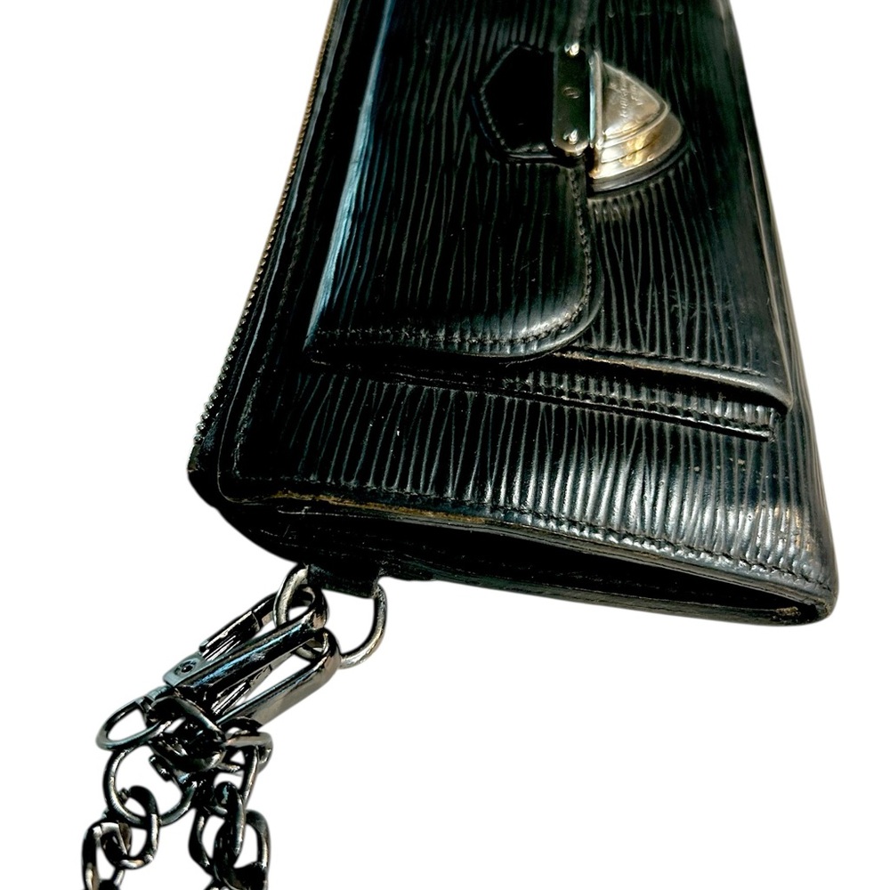 Louis Vuitton Black Epi Buckle front zipper wallet on crossbody chain with COA - Picture 11 of 17